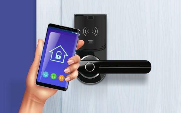 Cheia, obiect la muzeu: Încuietorile smart cuceresc casele din România