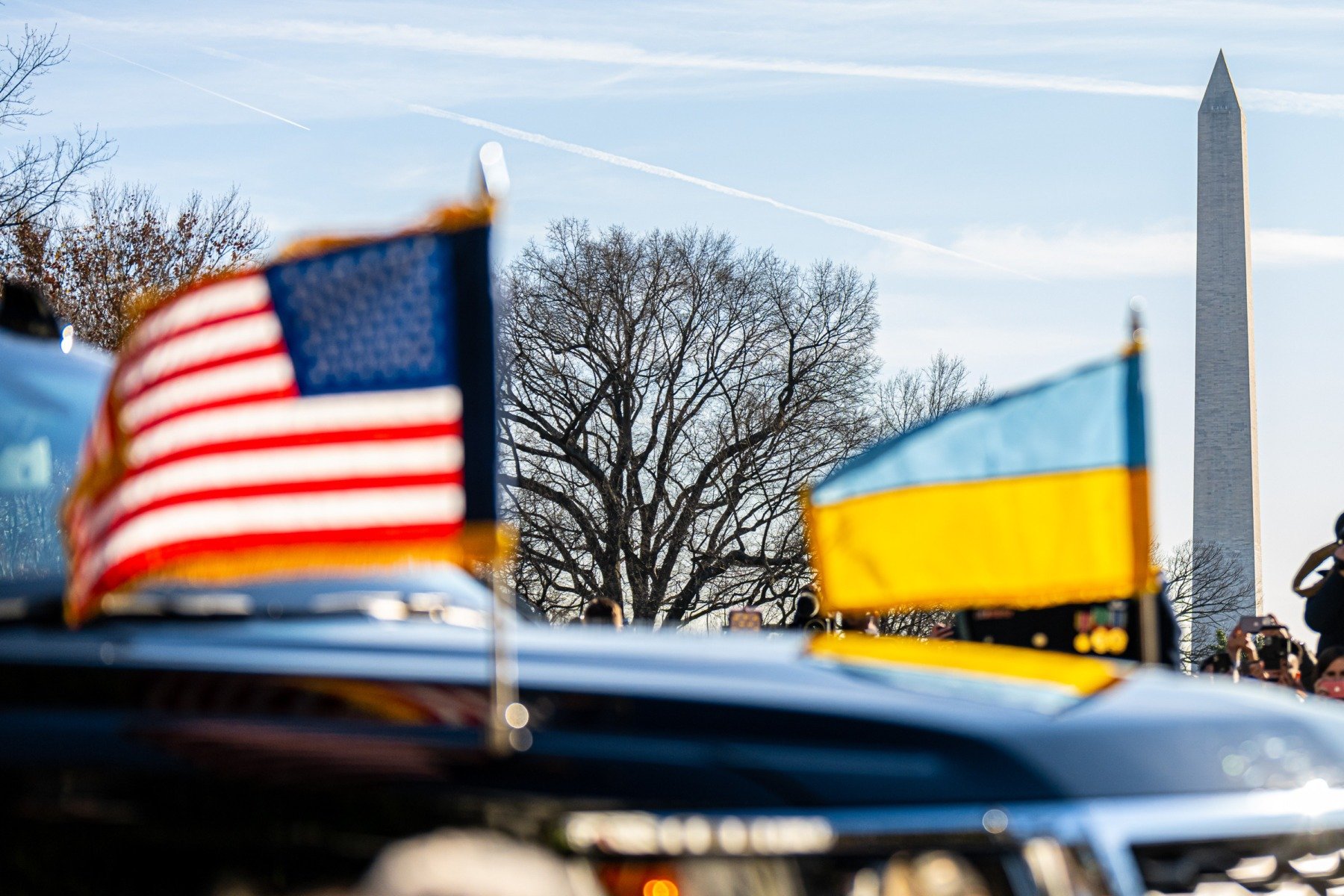 Emisarii americani Steve Witkoff și Jared Kushner ar putea călători la Kiev în aprilie, ca parte a eforturilor de a relua discuțiile de pace între Ucraina și Rusia, a declarat sâmbătă Kirilo Budanov, principalul consilier al președintelui ucrainean, Volodimir Zelenski