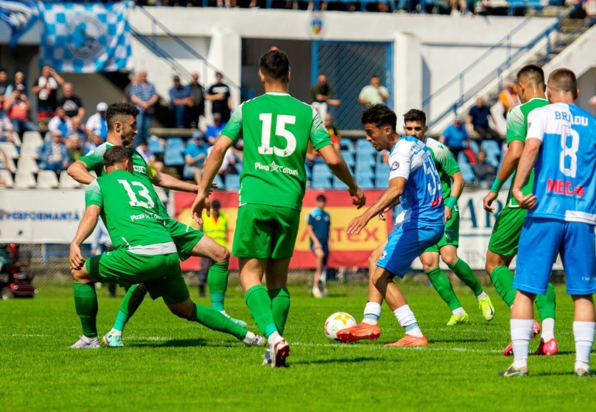 Bacău și Bistrița, scena surprizelor! Rezultate neașteptate în Liga 2