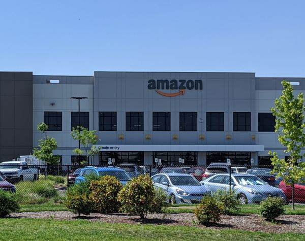 Amazon cumpără Globalstar: Gigantul tehnologic face o nouă achiziție