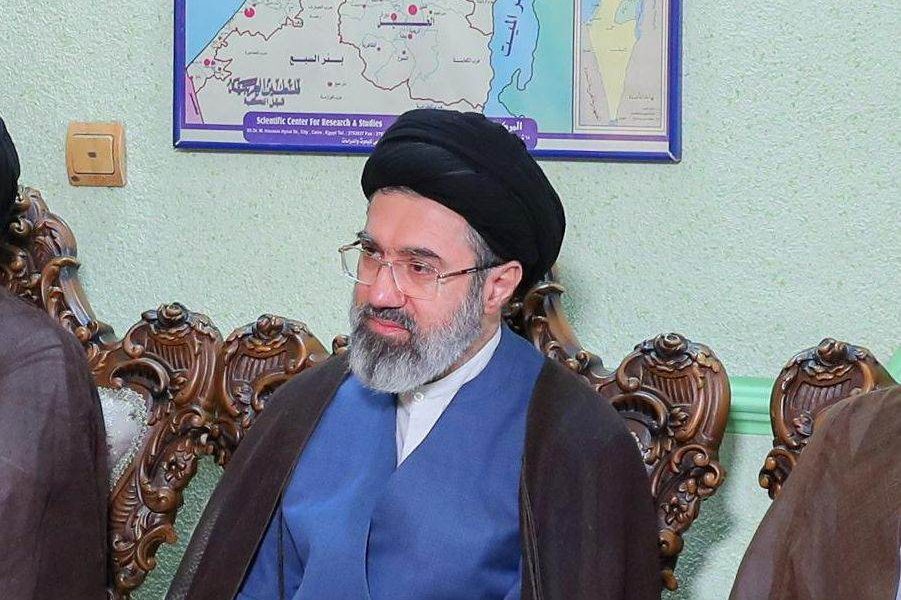 Khamenei avertizează: Marina Iranului, gata să provoace noi înfrângeri