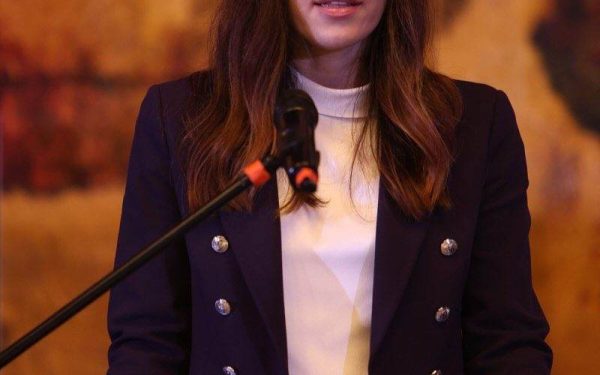 Prună: Dezbaterea despre privatizare, umbrită de confuzii și lipsa fondurilor