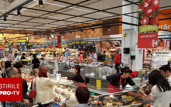 Graba de Paște: Reduceri-șoc de până la 50% la magazinele din România