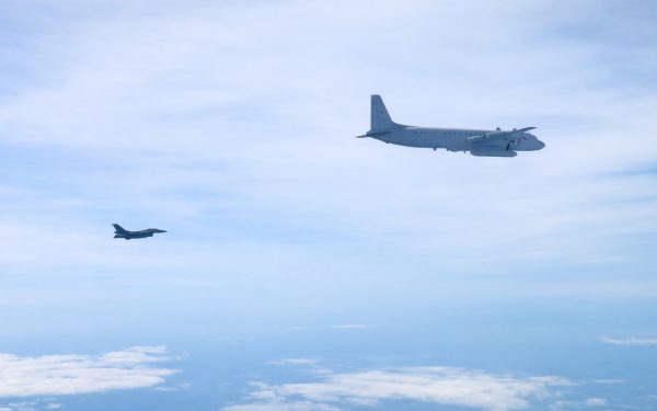 F-16 ROMÂNEȘTI, la interceptare: Avion rus, depistat lângă Țările Baltice