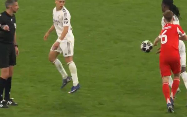 Trei secunde cu mingea: regulile jocului, puse sub semnul întrebării