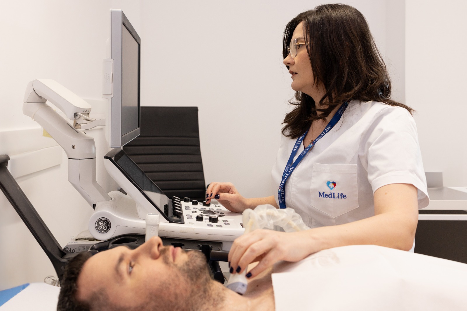 Peste 1,3 milioane de teste pentru colesterol în MedLife în ultimul an, în contextul mortalității cardiovasculare alarmante