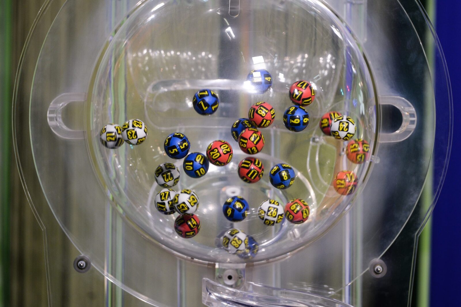 Loto Paști 2026: Vezi numerele norocoase! Ce român a dat lovitura?