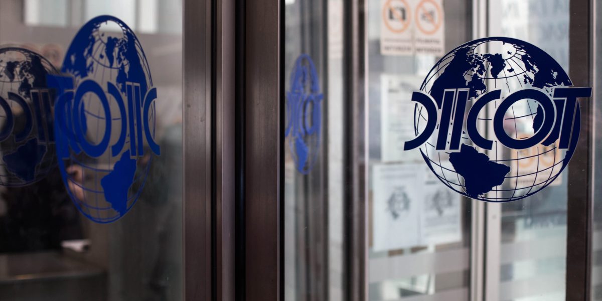 Tânăr și adolescentă din Teleorman, acuzați că au obligat o minoră să se prostitueze