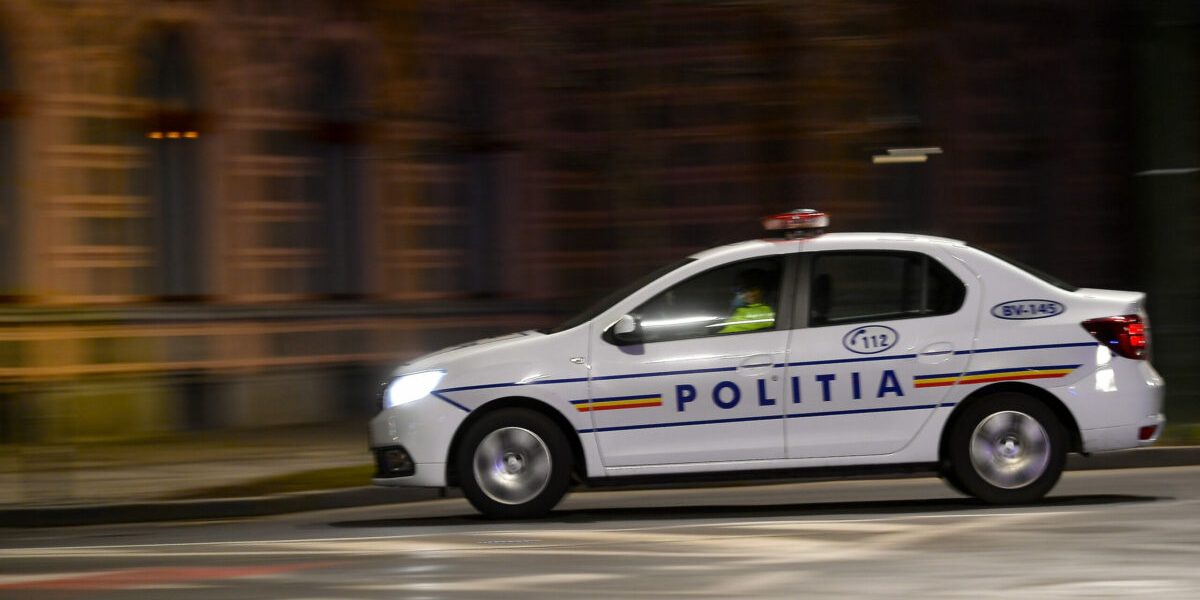 Accident tragic de Paște în Ilfov: Doi tineri și-au pierdut viața după ce mașina s-a izbit de un copac