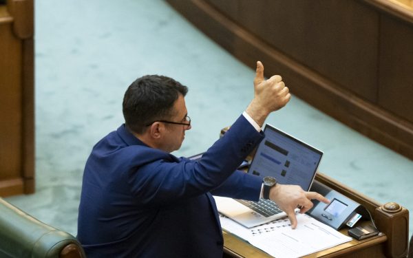 Senator USR, atac dur la PSD: Să se alieze cu AUR dacă pleacă de la guvernare