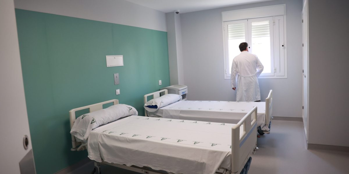 Ce face o „doula a morții”? Profesia ce stârnește controverse
