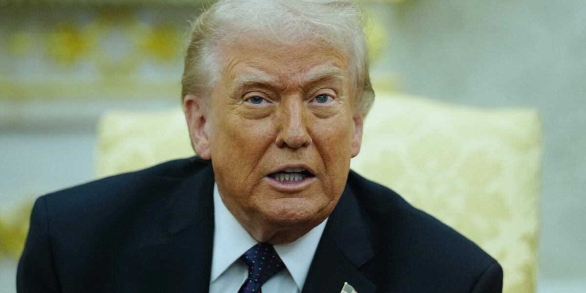 Trump, vindecător IA ca Iisus? Imaginea virală stârnește controverse