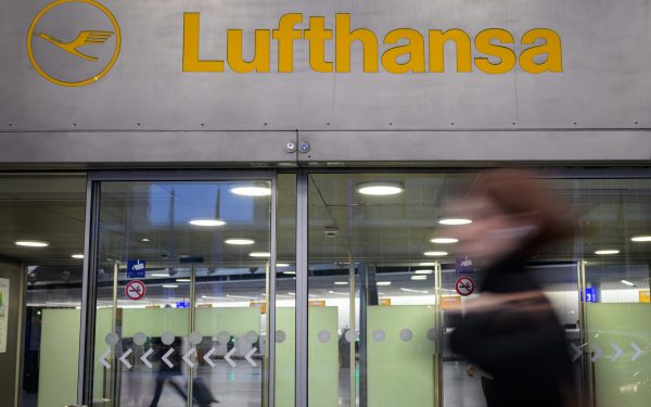 MAE, avertisment de călătorie: Greve în Germania bulversează zborurile