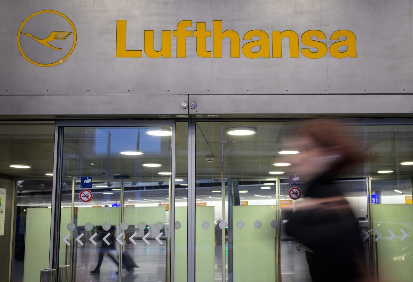 MAE, avertisment de călătorie: Greve în Germania bulversează zborurile