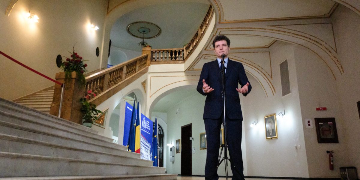 Presa maghiară, atac la adresa României: „țară deprimată, în pragul haosului”