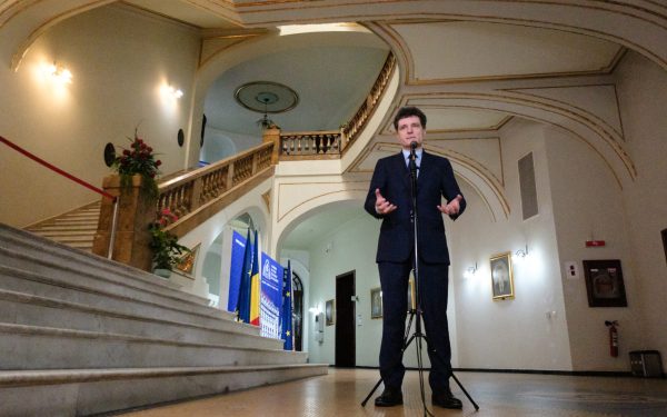 Presa maghiară, atac la adresa României: „țară deprimată, în pragul haosului”