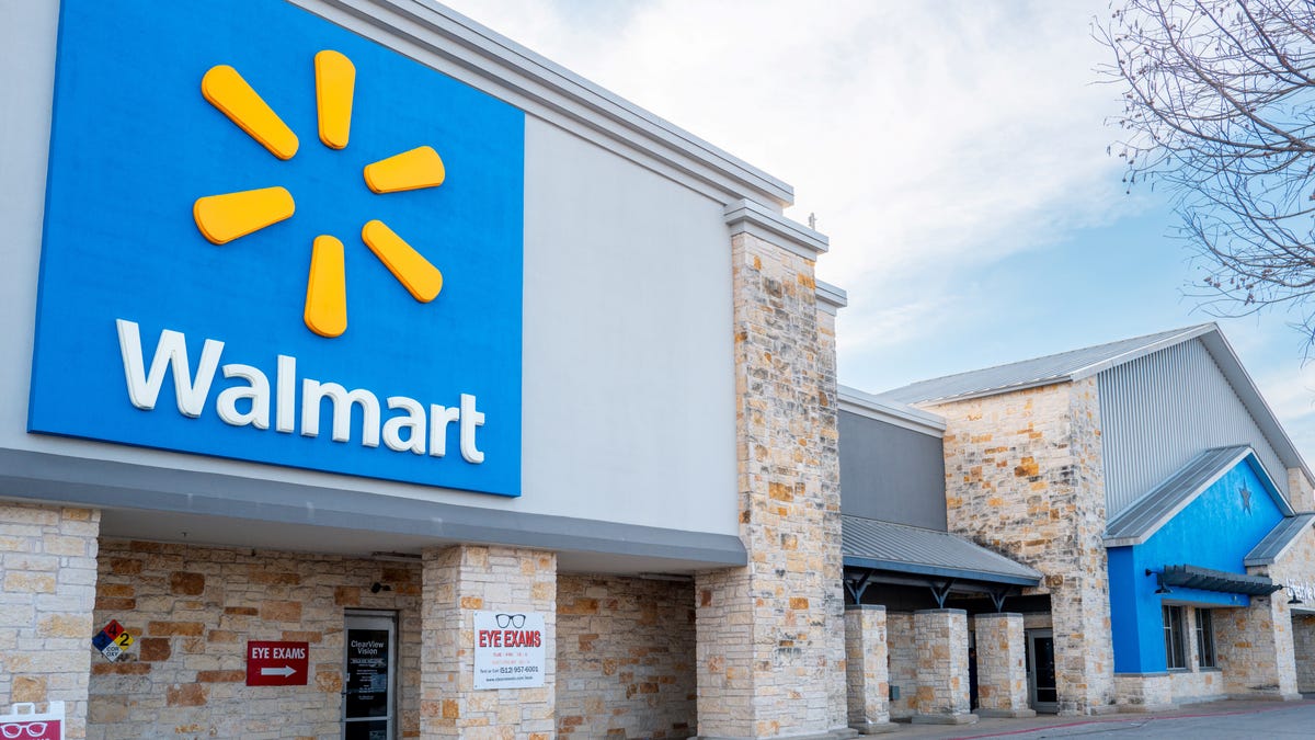 Este Walmart deschis de Paște în 2026? Ce program să știi