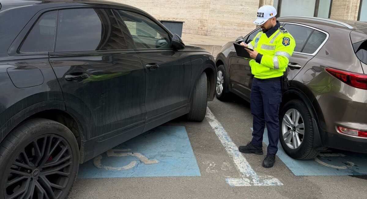 Poliția Locală din București a aplicat, de la începutul anului, amenzi în valoare de peste 27.000 de euro șoferilor care au parcat neregulamentar pe locurile destinate persoanelor cu dizabilități