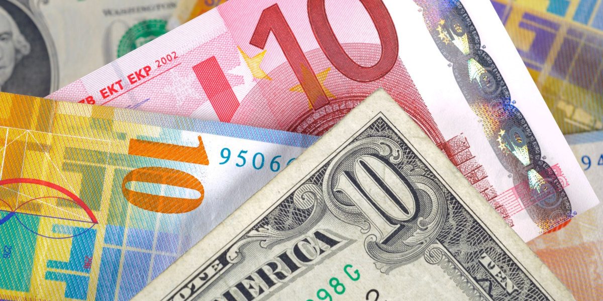 BNR dă tonul: Euro și francul, în scădere! Aurul, mai ieftin