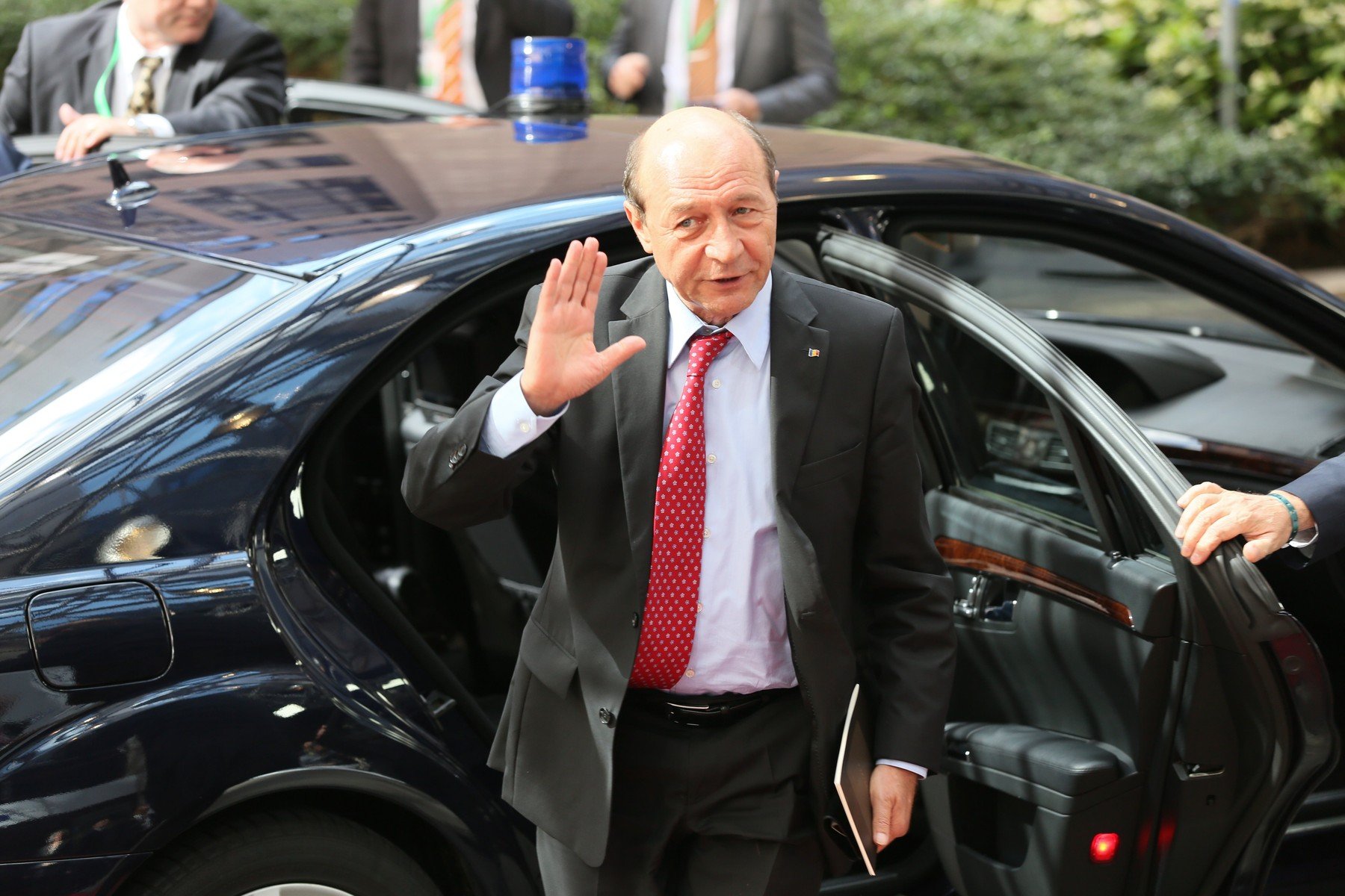 Fostul președinte Traian Băsescu a propus, duminică seară, crearea unei armate europene ca soluție alternativă la posibila instabilitate generată de fostul președinte american Donald Trump