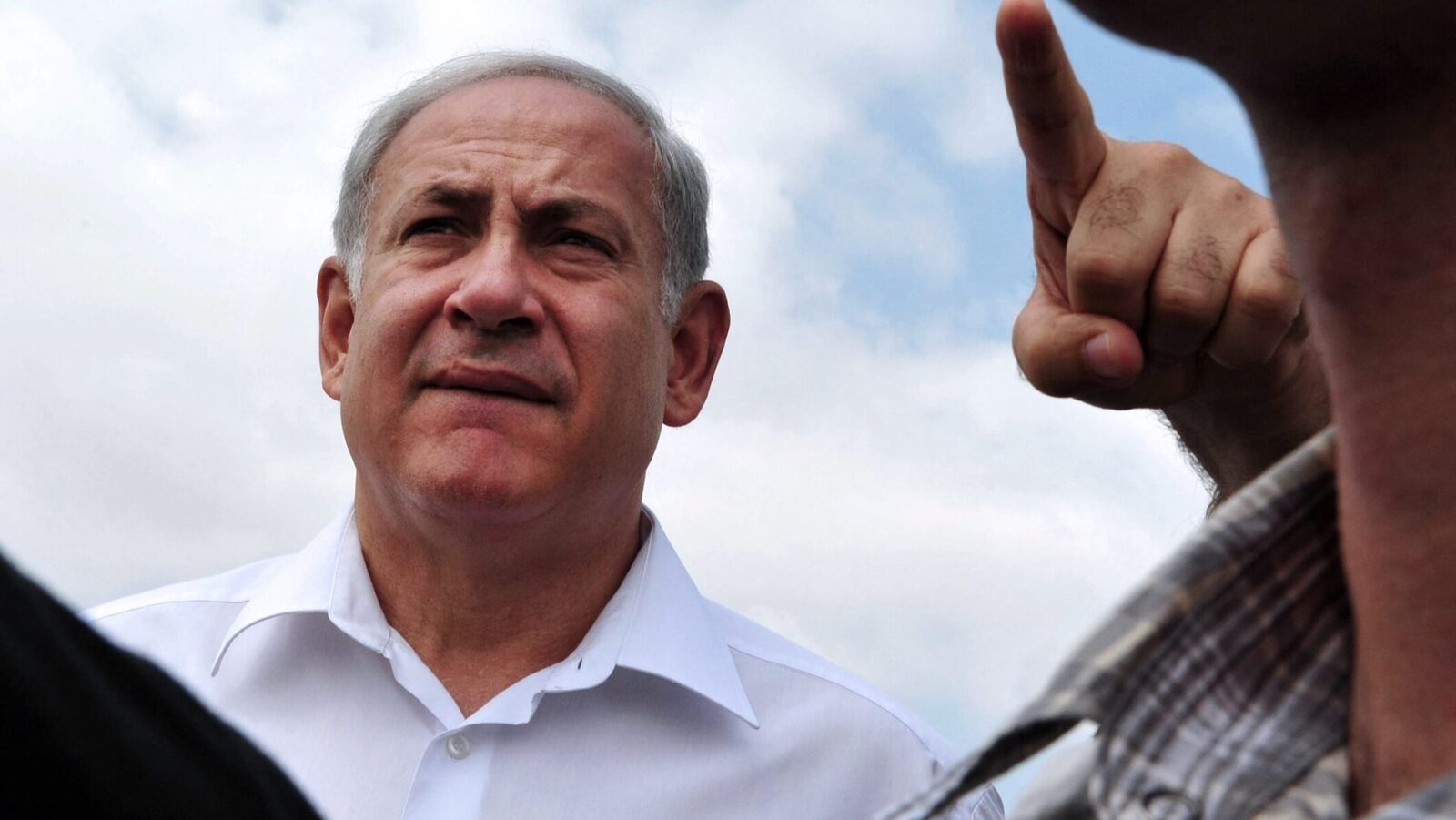 Netanyahu triumfă: „Am dejucat invazia!” Războiul continuă, însă