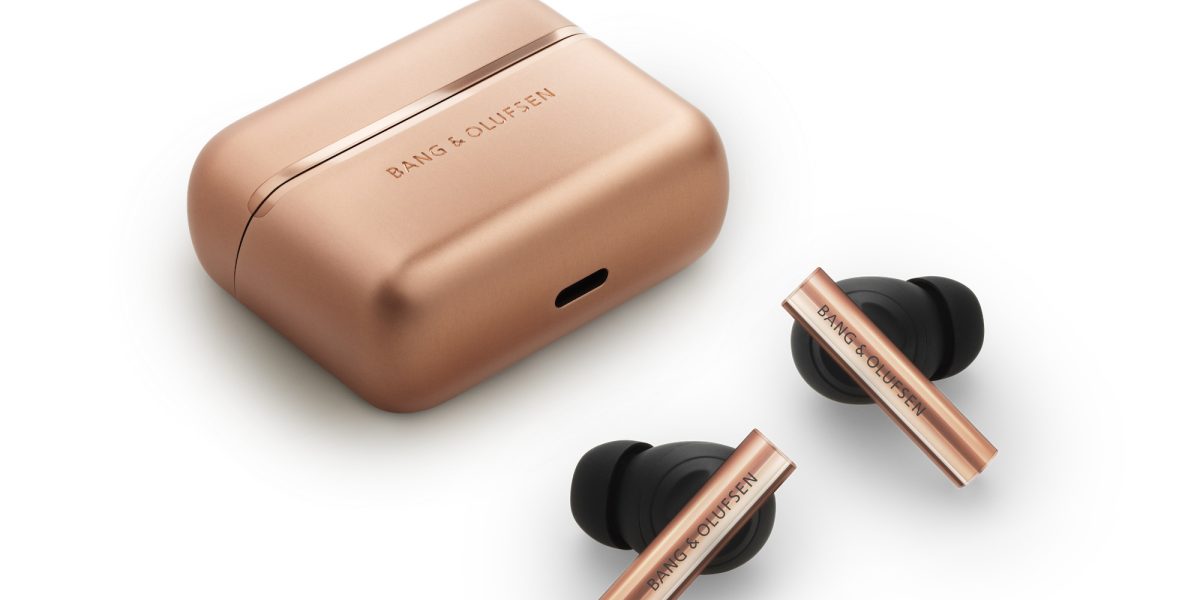 Beo Grace: Căștile LUX de la Bang & Olufsen vin în Honey Tone. Cât costă?