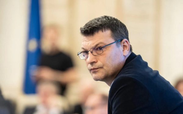 Rodeanu (USR): Reforma companiilor de stat, nu „vânzarea țării”, ci stoparea risipei