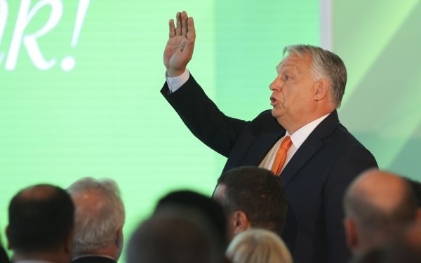 Europa, ȘOCATĂ: Orban, DEMIS. Ce spun Macron și șefa CE despre Ungaria