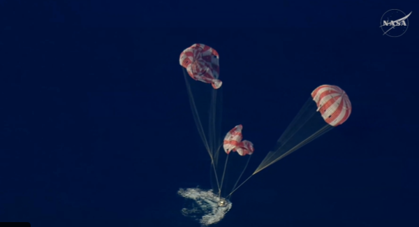 Orion, revenire spectaculoasă: Capsula a aterizat pe Pământ după 10 zile în spațiu