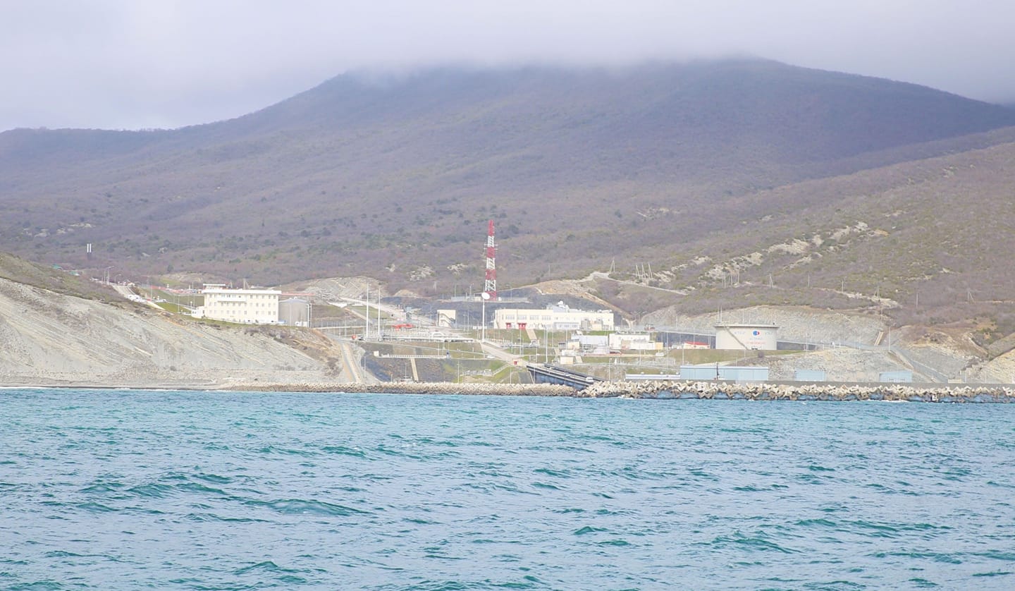 Transporturile de petrol prin CPC rămân stabile după incidentul din Rusia Ministerul Energiei din Kazahstan a anunțat marți că fluxurile de petrol prin Consorțiul de Căi Ferate Caspiene (CPC) continuă fără perturbări, în ciuda unui incident recent raportat de Rusia