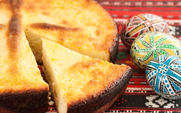 Cât timp e bună PASCA de Paște? Data după care o arunci