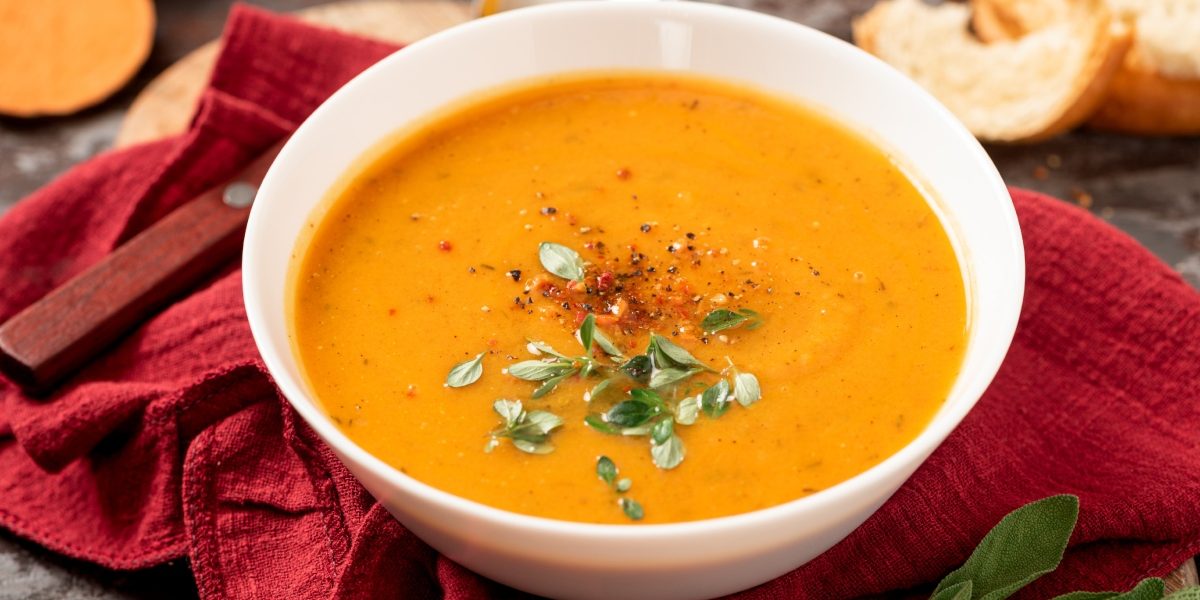 Rețete detox rapide după Paște: Supele-minune care te pun pe picioare