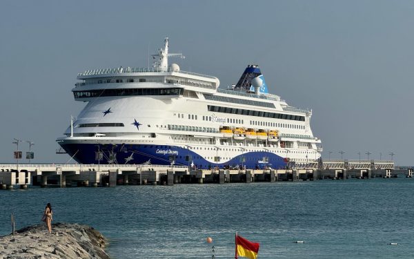 Vas civil sfidează războiul: Strâmtoarea ORMUZ, traversată după luni de tensiuni