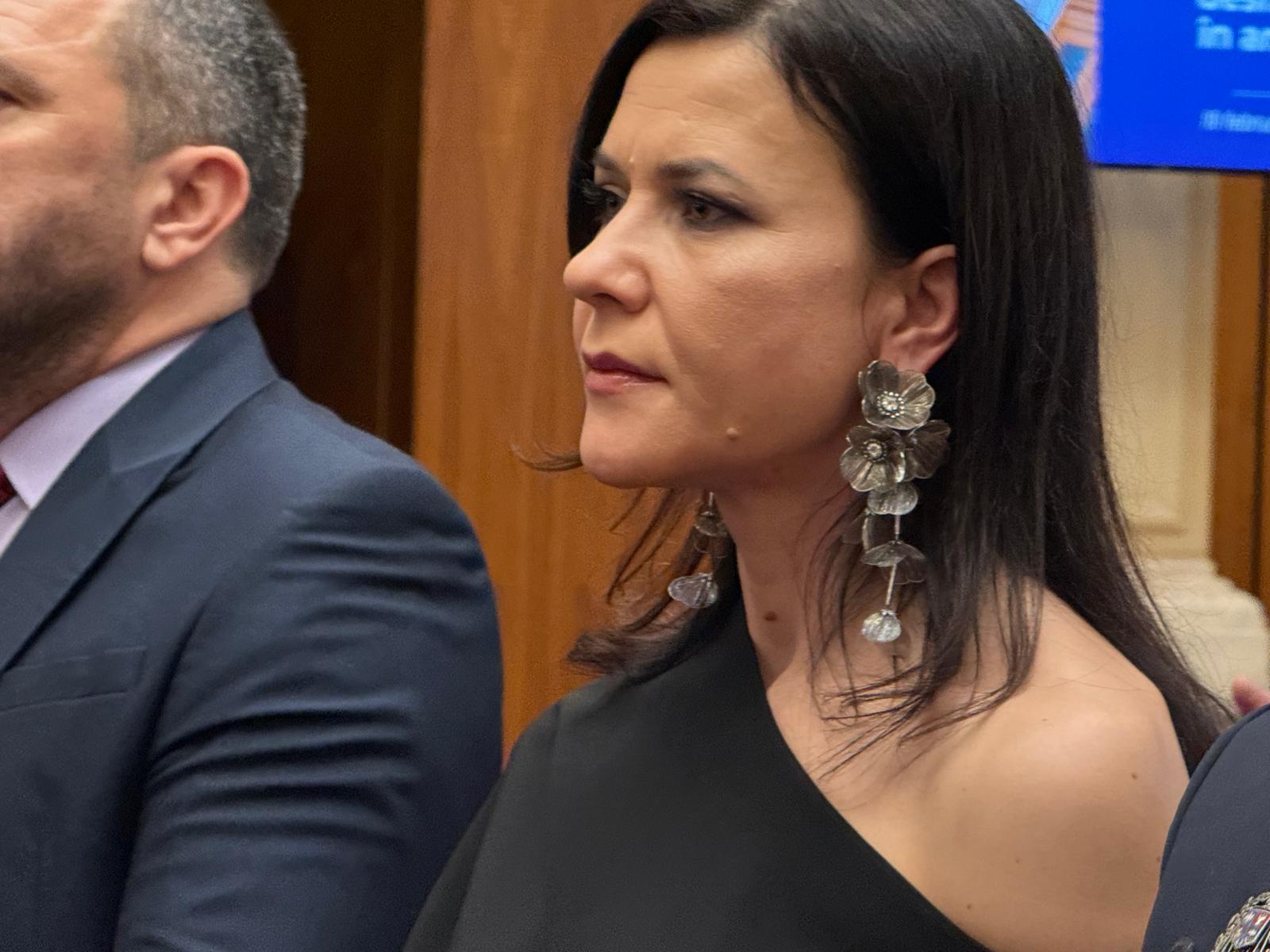 Ministrul PSD al Justiției a avizat propunerile controversate pentru conducerea parchetelor Ministrul Radu Marinescu, aflat în fruntea Ministerului Justiției, a transmis președintelui Nicușor Dan propunerile pentru numirea în funcțiile de conducere din parchete, în ciuda avizelor negative emise de Consiliul Superior al Magistraturii