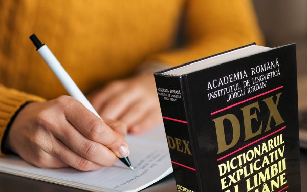 De unde vine „lipsit de scrupule”? Istoria expresiei te va șoca!