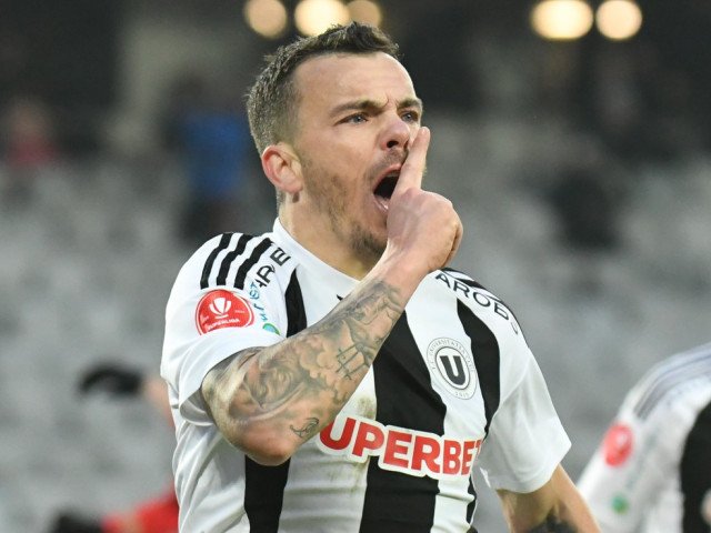 Dan Nistor sfărâmă Rapid în stil de neuitat
