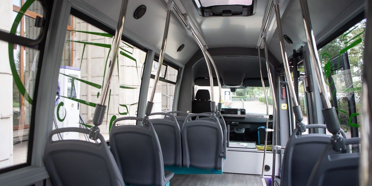 Microbuze electrice ieftinite la Iași: Afacere cu iz de scandal?