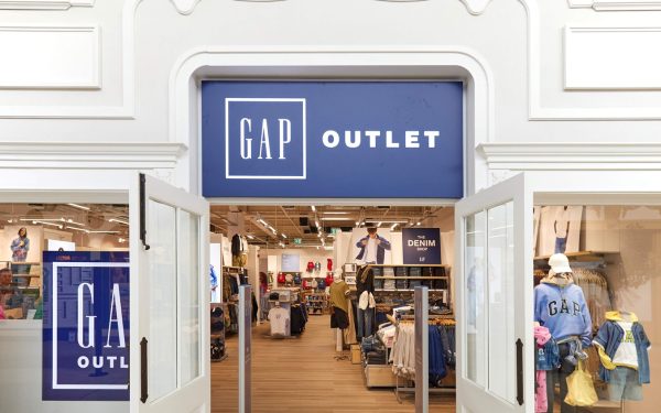 GAP și Stefanel intră în Fashion House: NOI magazine la outlet
