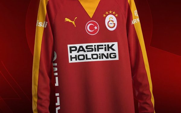 Galatasaray, cu echipament retro, pe teren împotriva lui Gençlerbirliği