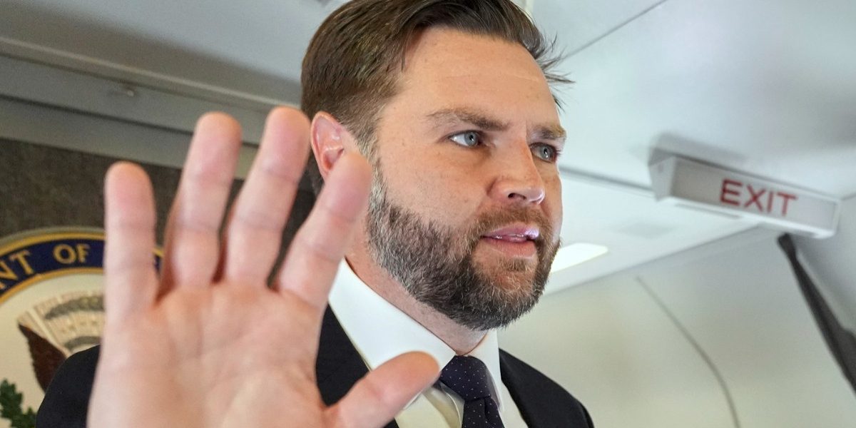 JD Vance, atac la Papa Leon: „Greșește Scriptura”