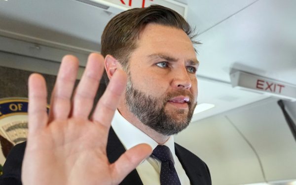 JD Vance, atac la Papa Leon: „Greșește Scriptura”