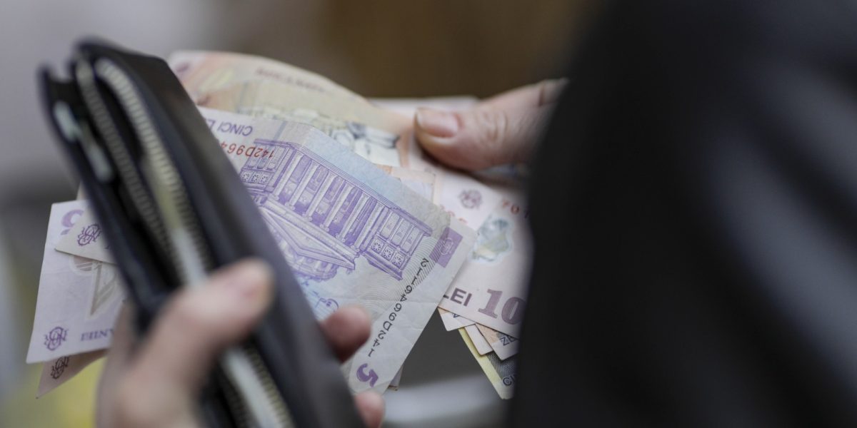 Datorii la Fisc? Românii riscă „lista rușinii” dacă au peste 1.200 lei