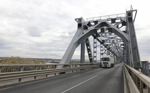 Atenție, Vacanță cu probleme la Ruse: Controale Dure la Vamă pentru Bucureșteni