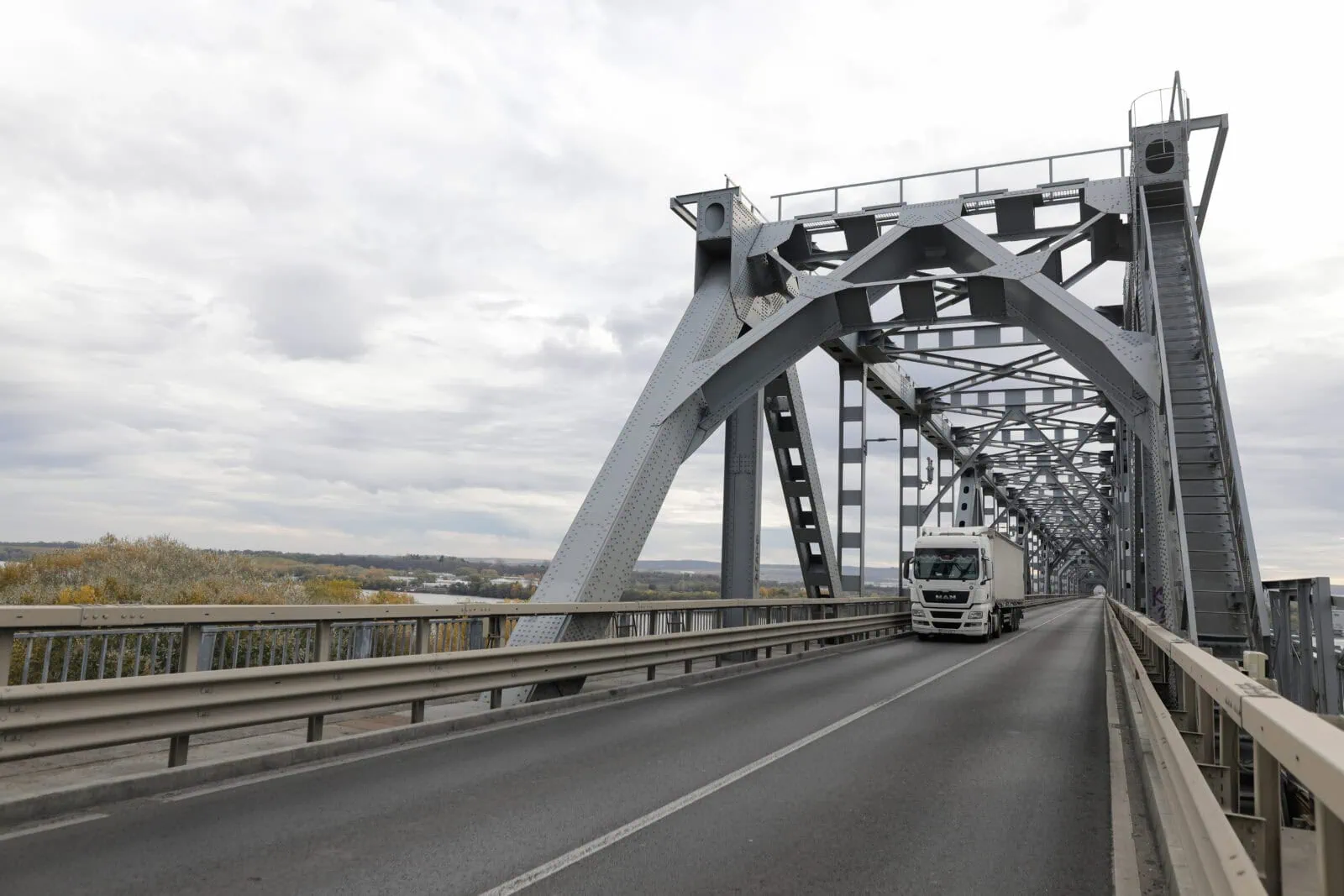 Atenție, Vacanță cu probleme la Ruse: Controale Dure la Vamă pentru Bucureșteni