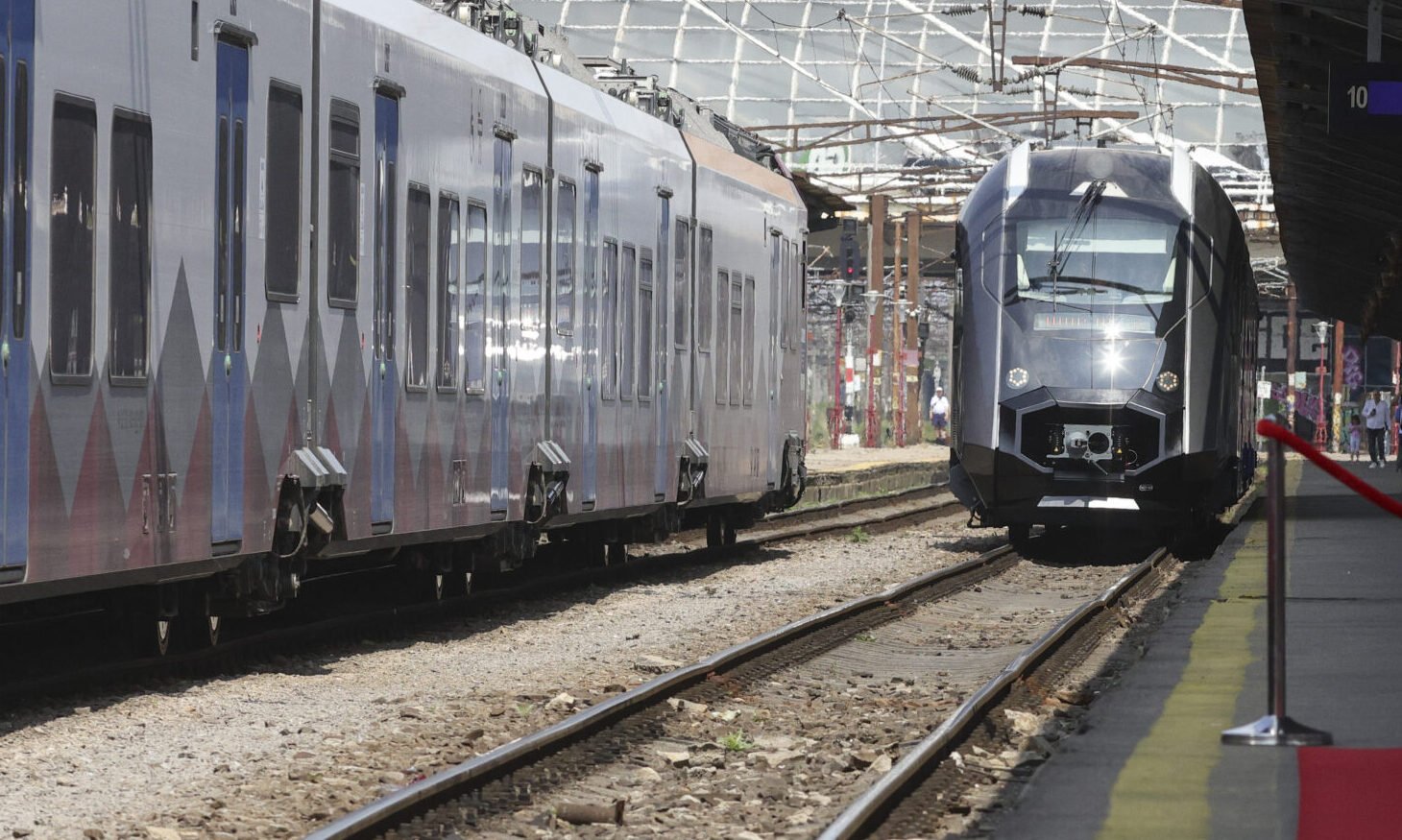 Modernizarea tronsonului feroviar Brașov – Sighișoara promite reducerea semnificativă a timpului de călătorie între București și Arad, și anunțată de Asociația Pro Infrastructură