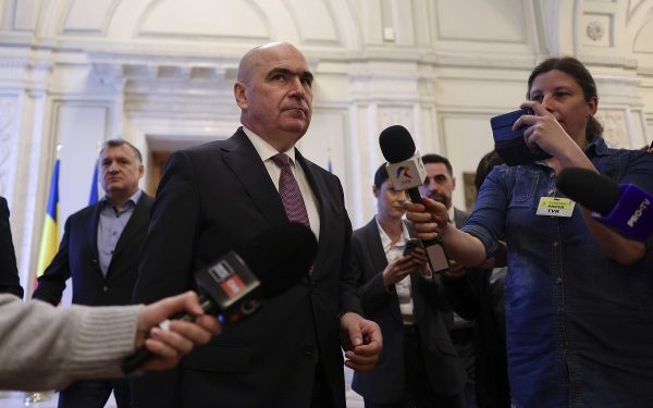 Bolojan, primele reacții după retragerea sprijinului PSD: Voi rămâne premier