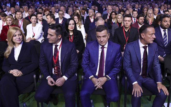 Bolojan, pe muchie de cuțit: PSD decide soarta lui luni la ora 17