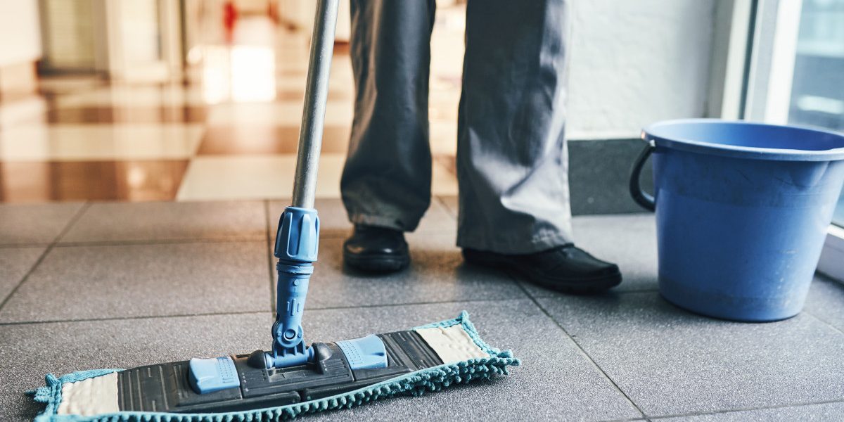 Ministerul Economiei, contract de 1,5 milioane lei pentru curățenie. Când se depun ofertele?