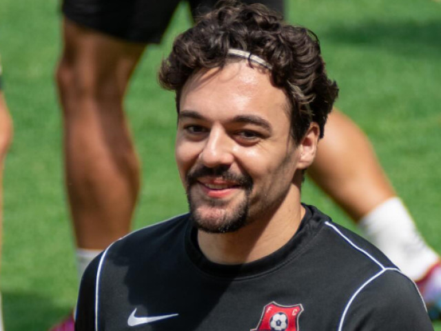 Reacția ACIDĂ a fotbalistului: „Nu prea poți să ne ajuți”