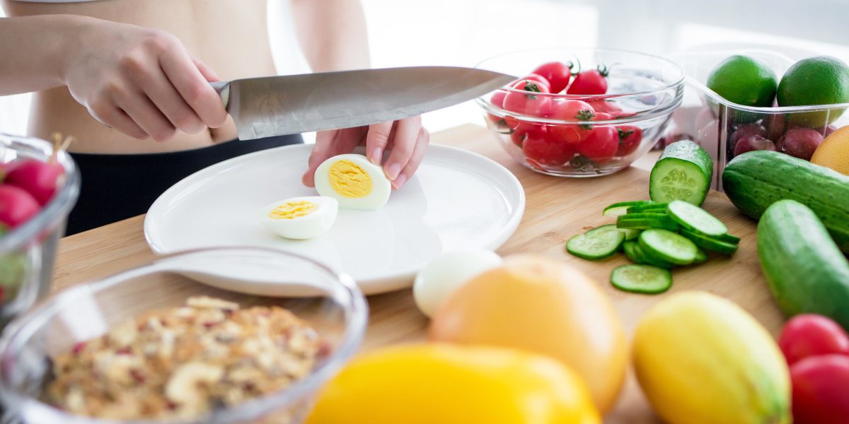 Cum refaci MASA de PAȘTE: Bucătarii explică trucurile cu OUĂ și MIEL!